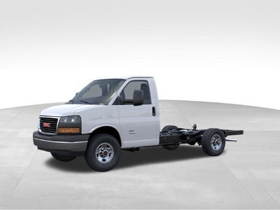 2026 GMC Savana Cutaway 3500 1WT