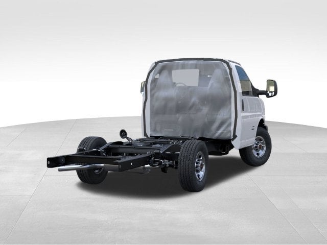 2026 GMC Savana Cutaway 3500 1WT