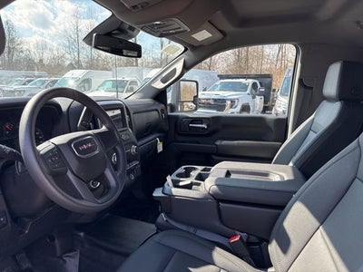 2025 GMC Sierra 3500 HD Chassis Cab Pro