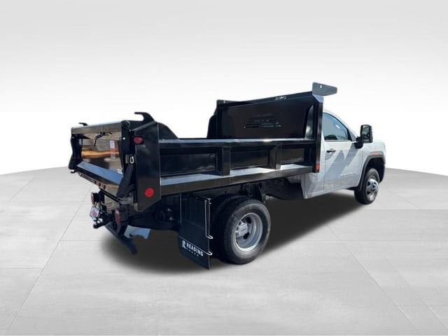 2025 GMC Sierra 3500 HD Chassis Cab Pro