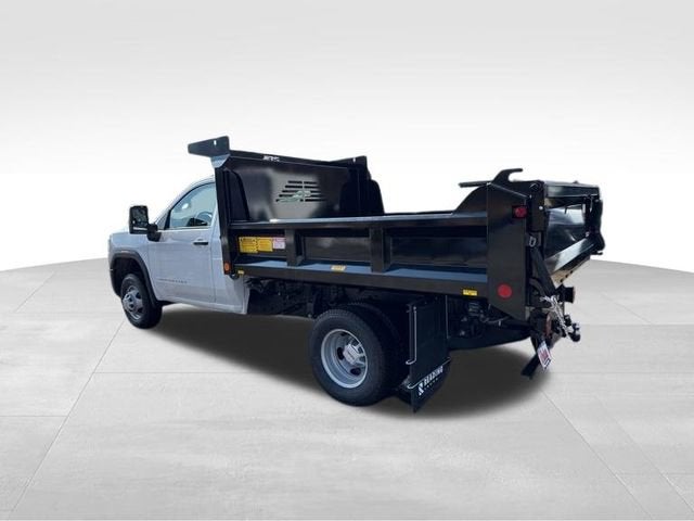 2025 GMC Sierra 3500 HD Chassis Cab Pro