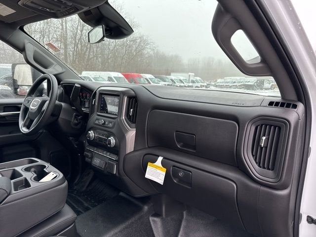 2026 GMC Sierra 3500 HD Chassis Cab Pro