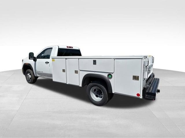 2026 GMC Sierra 3500 HD Chassis Cab Pro