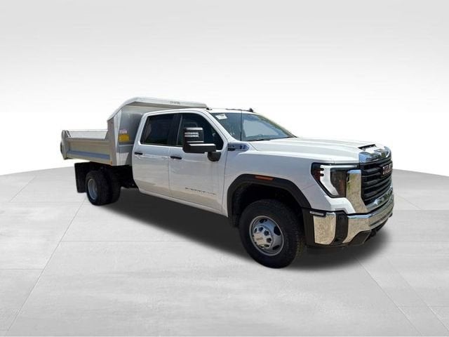 2026 GMC Sierra 3500 HD Chassis Cab Pro