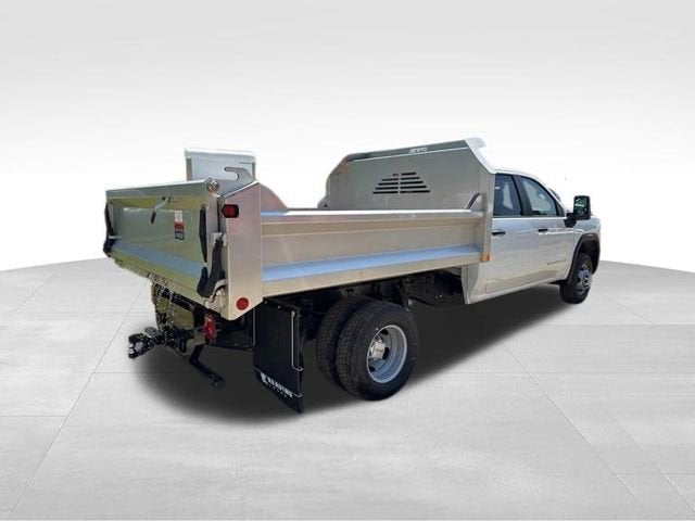 2026 GMC Sierra 3500 HD Chassis Cab Pro