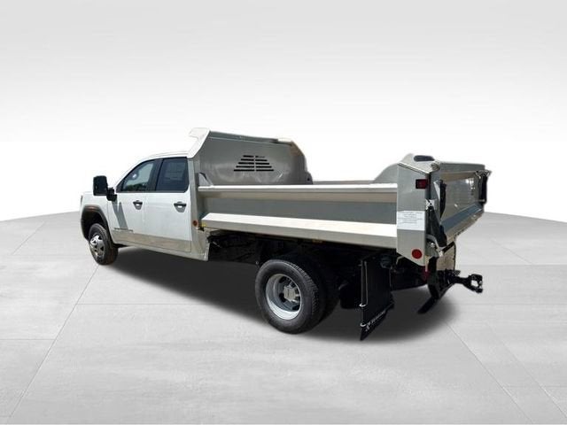 2026 GMC Sierra 3500 HD Chassis Cab Pro