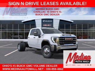 2026 GMC Sierra 3500 HD Chassis Cab Pro