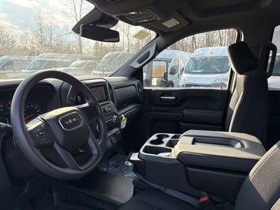 2025 GMC Sierra 3500 HD Chassis Cab Pro