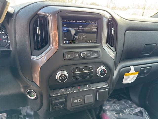 2025 GMC Sierra 3500 HD Chassis Cab Pro