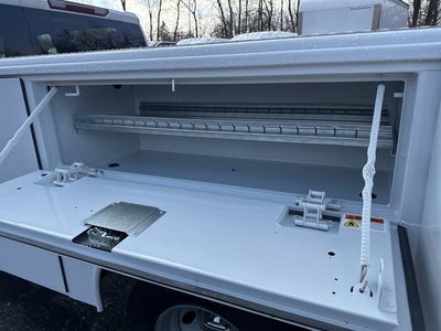 2025 GMC Sierra 3500 HD Chassis Cab Pro