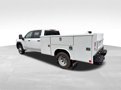 2025 GMC Sierra 3500 HD Chassis Cab Pro