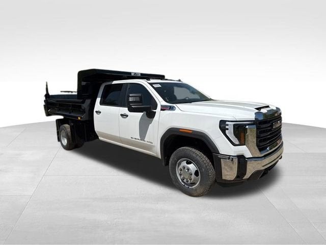 2026 GMC Sierra 3500 HD Chassis Cab Pro