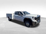 2025 GMC Sierra 3500 HD Chassis Cab Pro