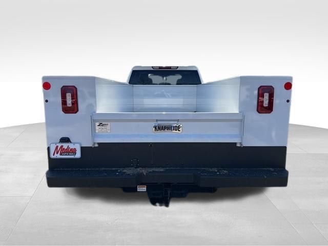 2025 GMC Sierra 3500 HD Chassis Cab Pro