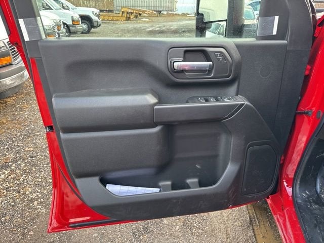 2026 GMC Sierra 3500 HD Chassis Cab Pro