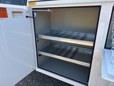 2025 GMC Sierra 3500 HD Chassis Cab Pro