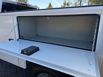 2025 GMC Sierra 3500 HD Chassis Cab Pro