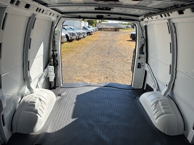 2025 GMC Savana Cargo Work Van