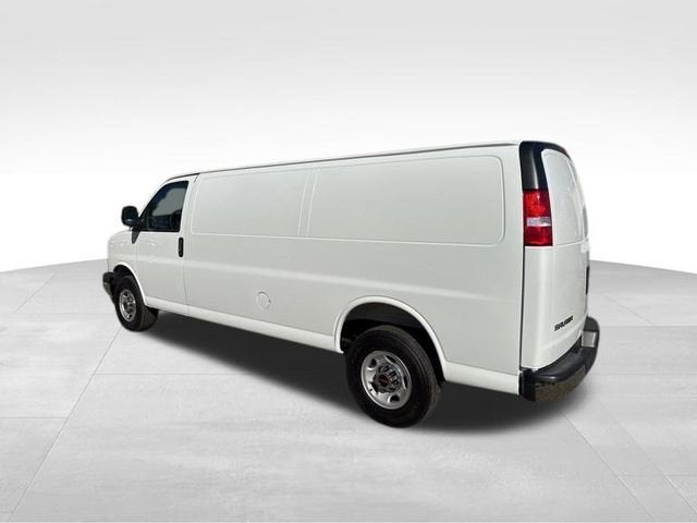 2025 GMC Savana Cargo Work Van
