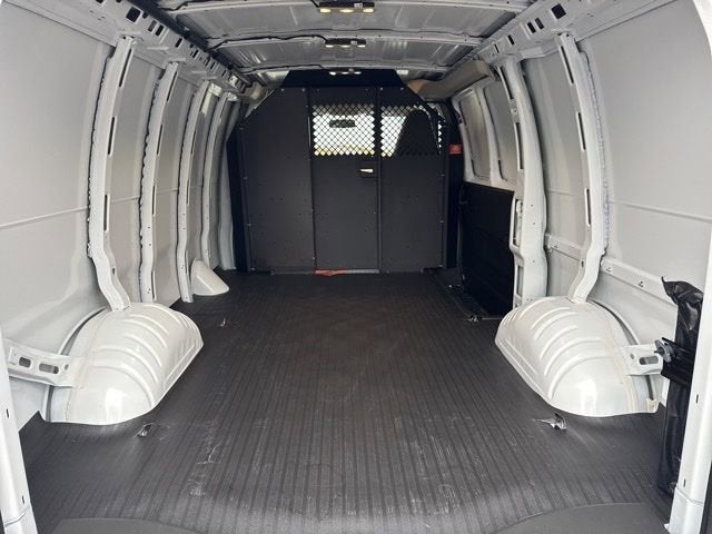 2025 GMC Savana Cargo Work Van