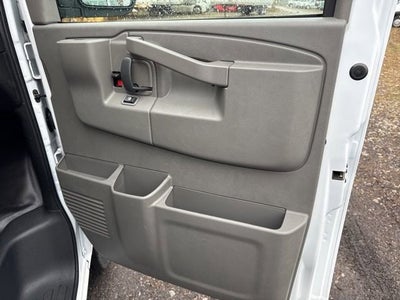 2025 GMC Savana Cargo Work Van