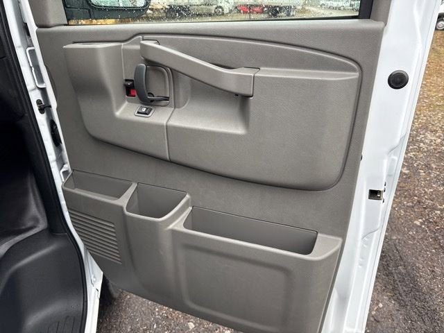 2025 GMC Savana Cargo Work Van