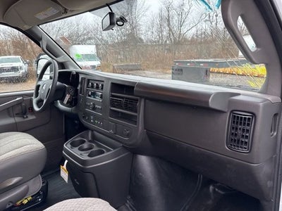 2025 GMC Savana Cargo Work Van