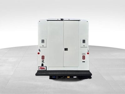 2025 GMC Savana Cutaway 3500 1WT
