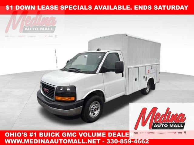 2026 GMC Savana Cutaway 3500 1WT