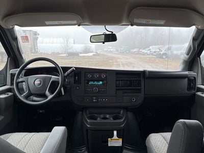 2026 GMC Savana Cutaway 3500 1WT