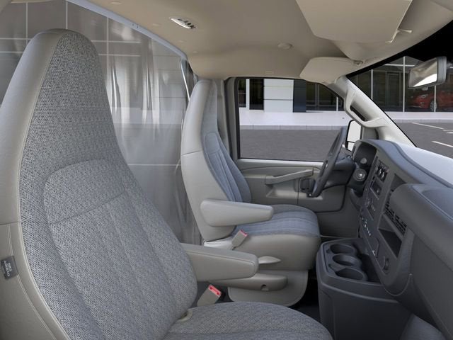 2026 GMC Savana Cutaway 3500 1WT