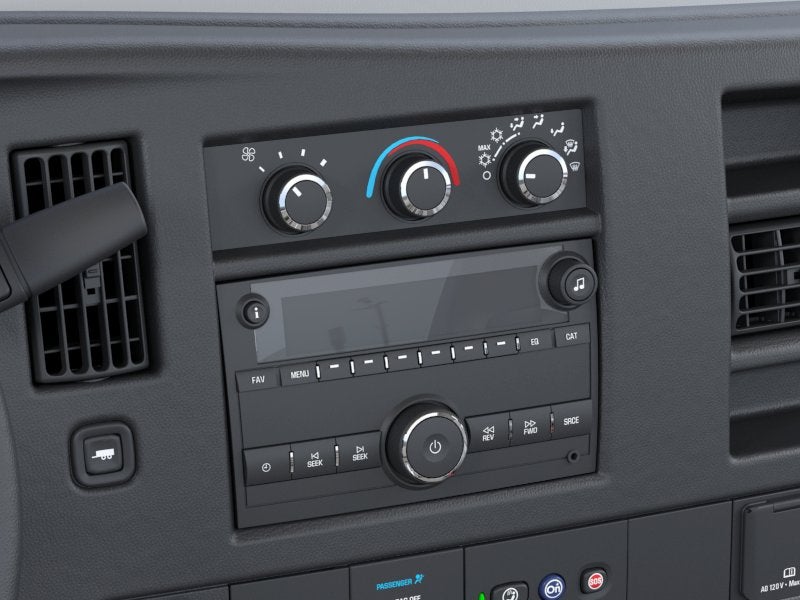 2026 GMC Savana Cutaway 3500 1WT