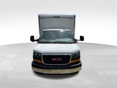 2025 GMC Savana Cutaway 3500 1WT
