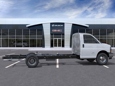 2026 GMC Savana Cutaway 4500 2WT