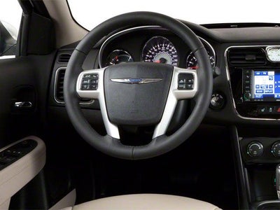 2013 Chrysler 200 LX