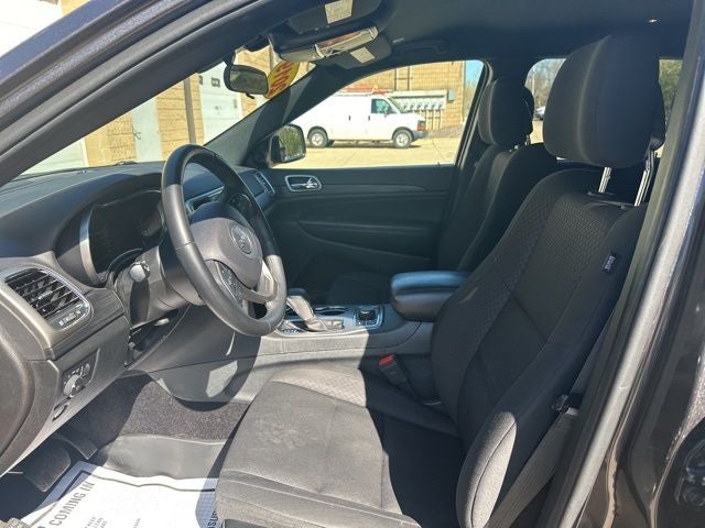 2019 Jeep Grand Cherokee Laredo E