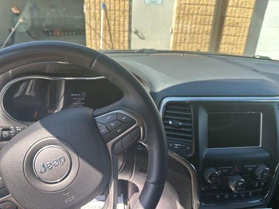 2019 Jeep Grand Cherokee Laredo E