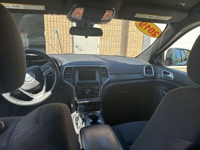 2019 Jeep Grand Cherokee Laredo E