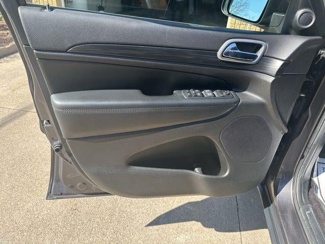 2019 Jeep Grand Cherokee Laredo E