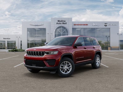 2026 Jeep Grand Cherokee Laredo