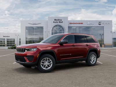 2026 Jeep Grand Cherokee Laredo