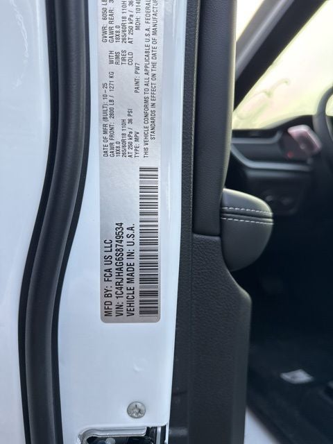 2025 Jeep Grand Cherokee Laredo