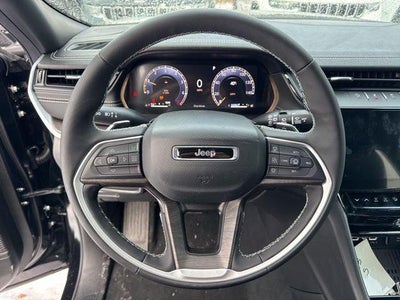 2026 Jeep Grand Cherokee Laredo