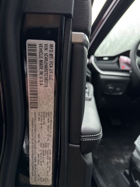 2026 Jeep Grand Cherokee Laredo