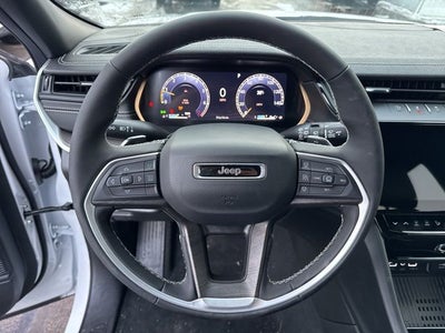 2026 Jeep Grand Cherokee Laredo