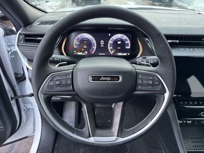 2026 Jeep Grand Cherokee Laredo