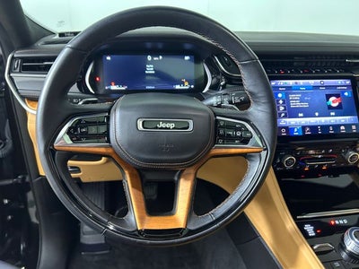 2022 Jeep Grand Cherokee Summit