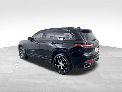 2022 Jeep Grand Cherokee Summit