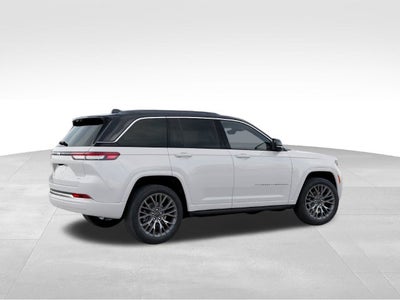 2027 Jeep Grand Cherokee Summit