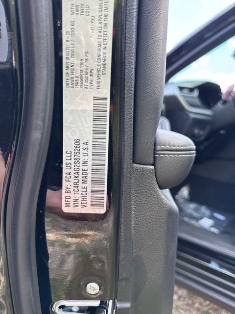 2025 Jeep Grand Cherokee L Laredo